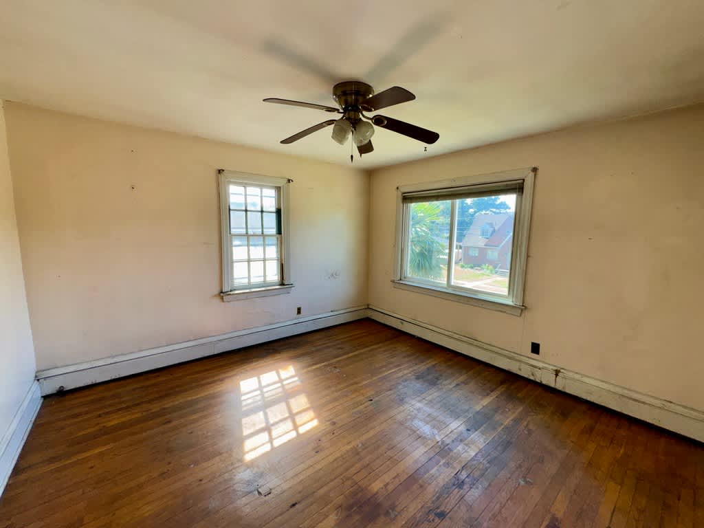 2910 Woodland Ave photo