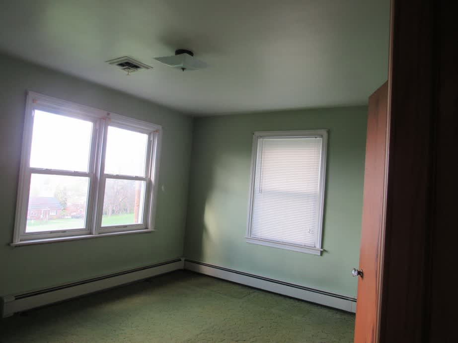 378 Woodland View Dr photo