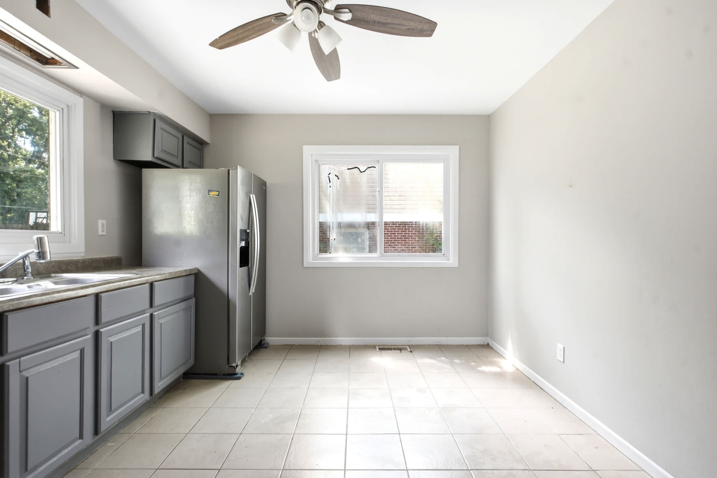 703 Circle Dr photo