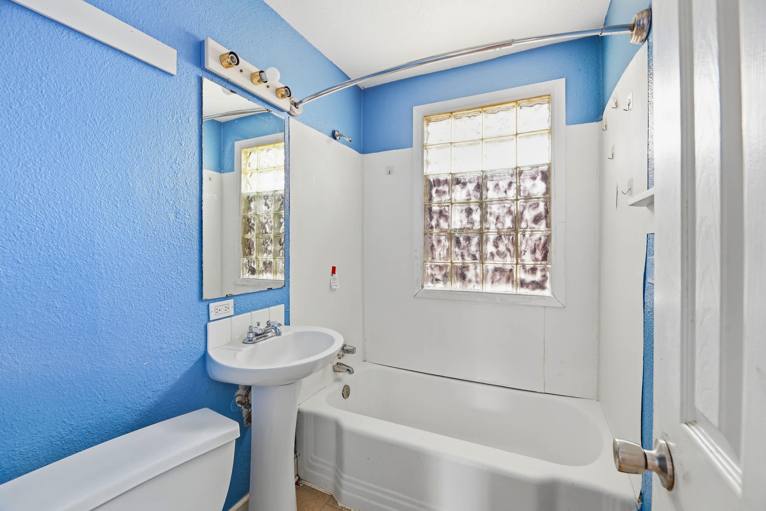 1625 Verbena St photo