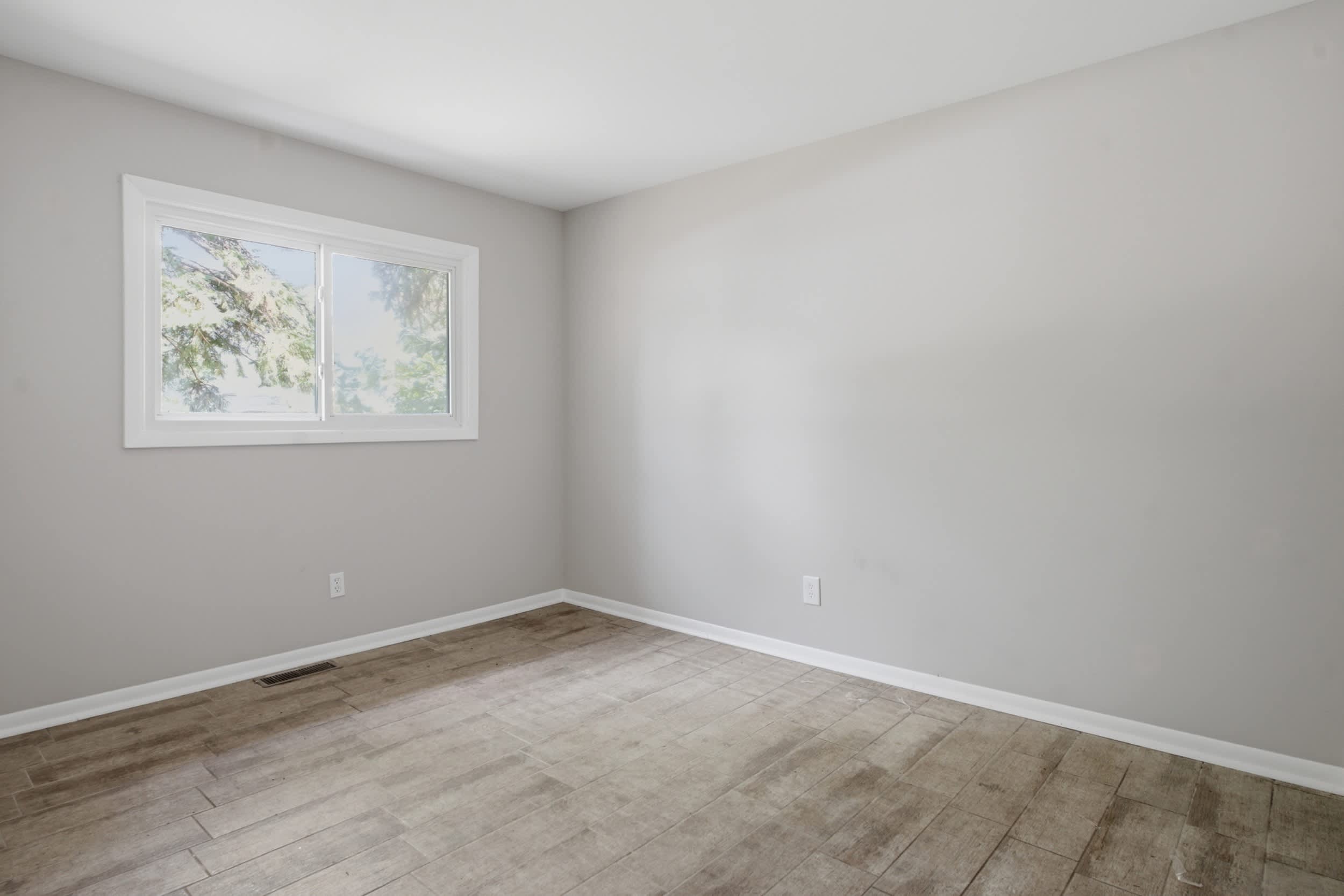 703 Circle Dr photo