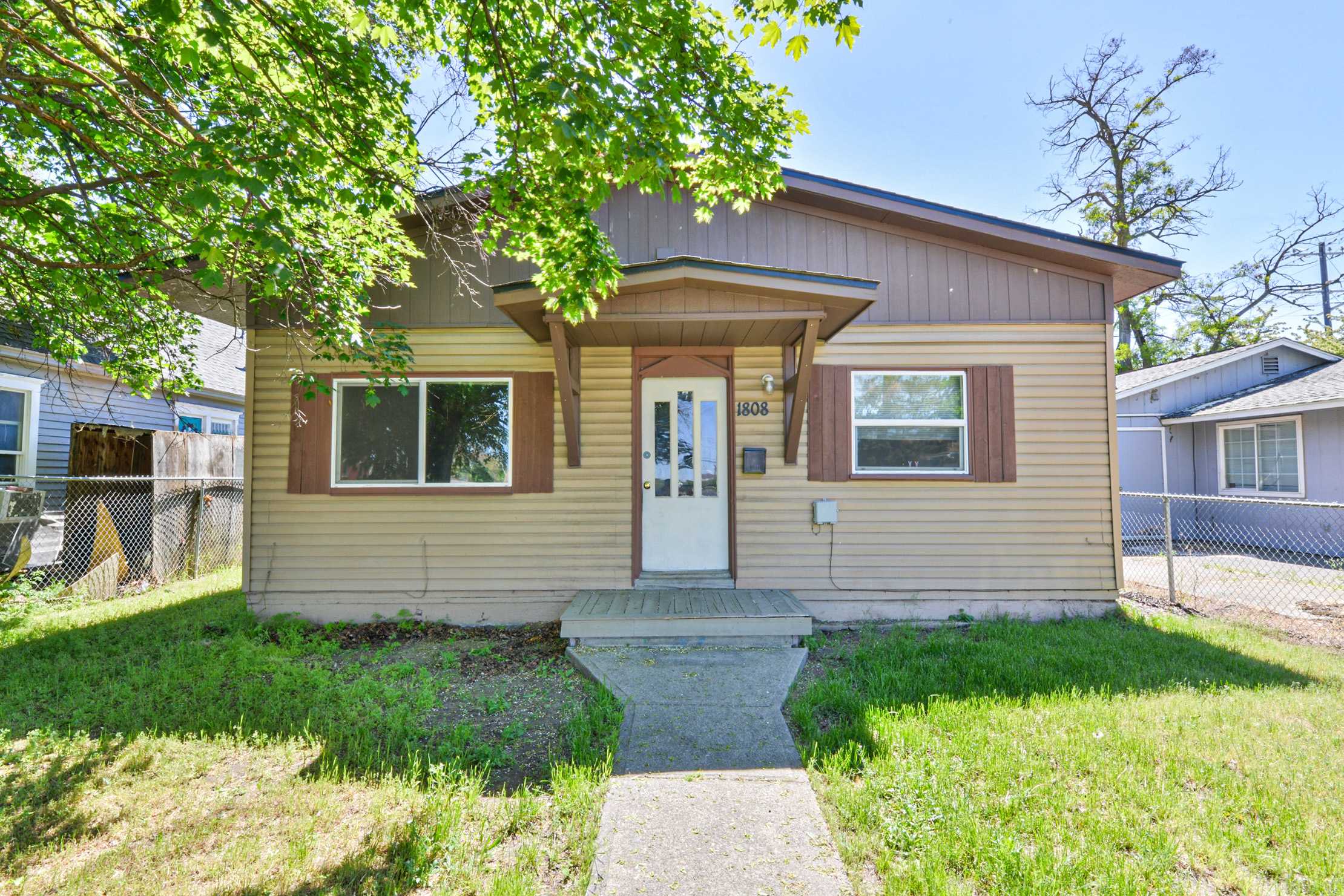 Photograph of 1808 E 4th Ave, Spokane, WA 99202