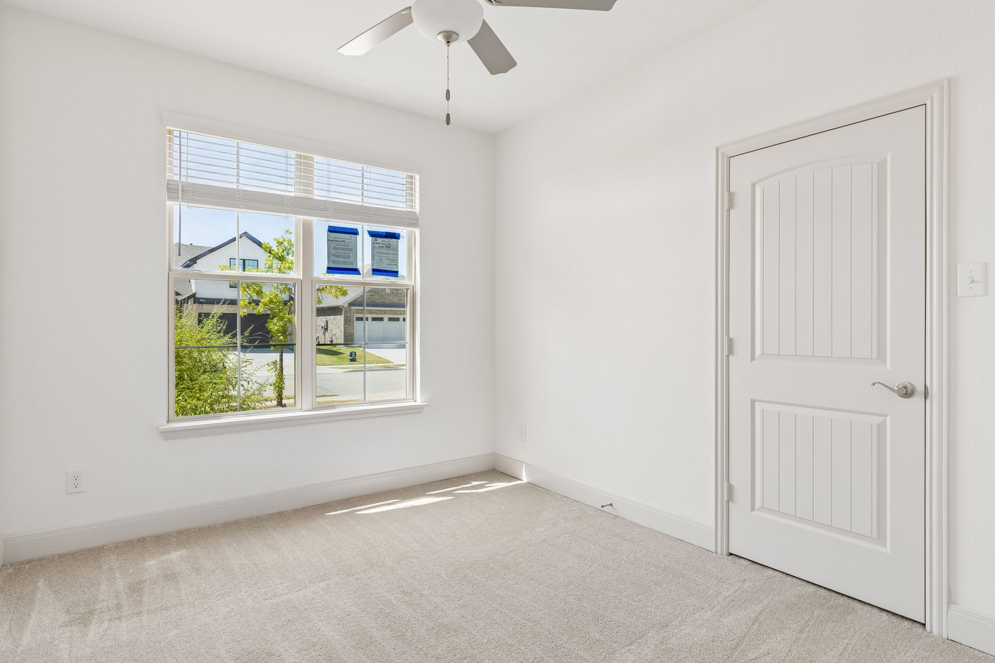 395 Waters Ridge Dr photo