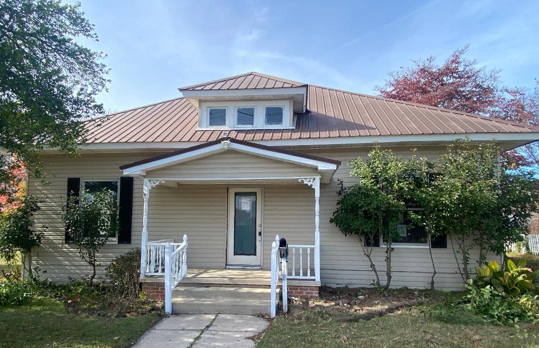 405 N Johnson Ave