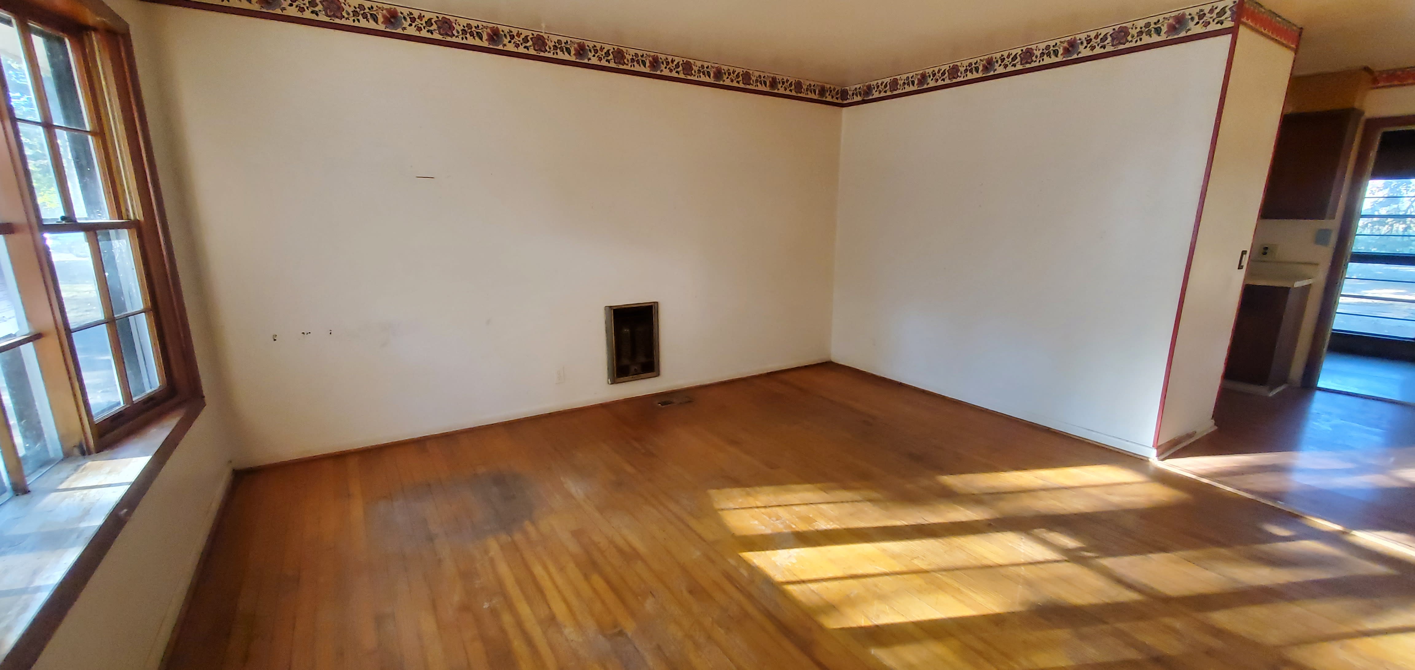 1907 Morningside Dr NW photo
