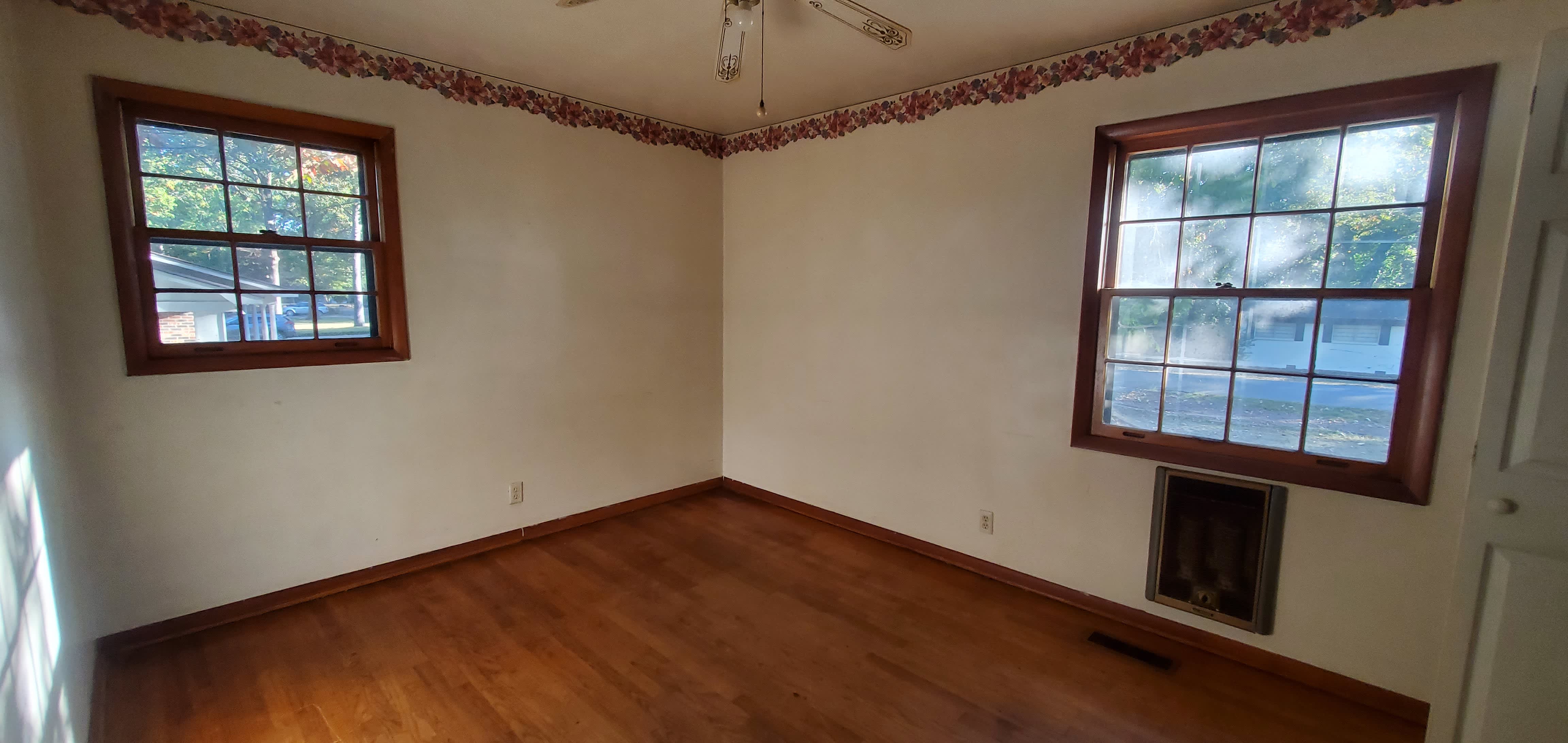 1907 Morningside Dr NW photo