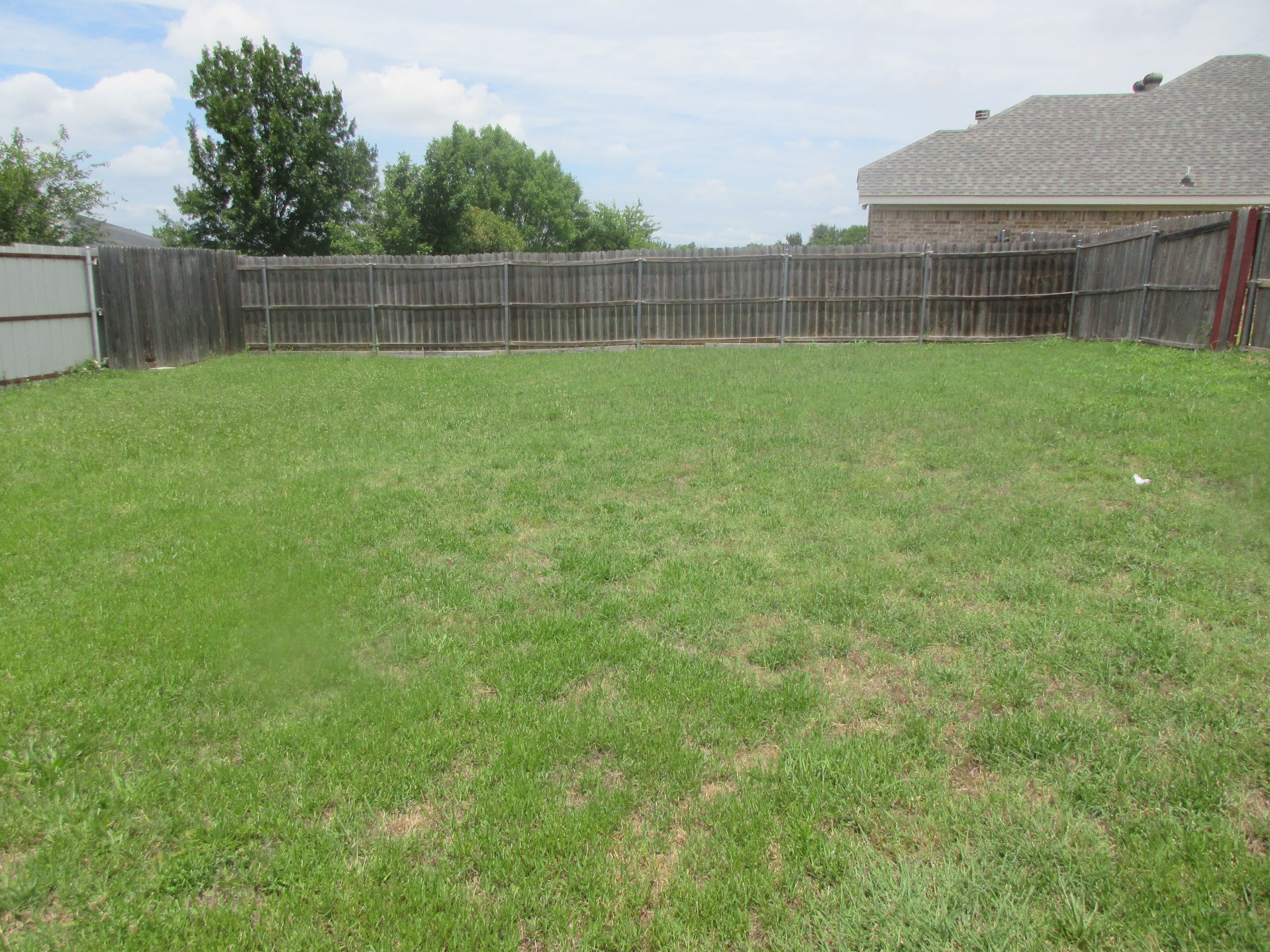 1100 Manhassett Ct photo