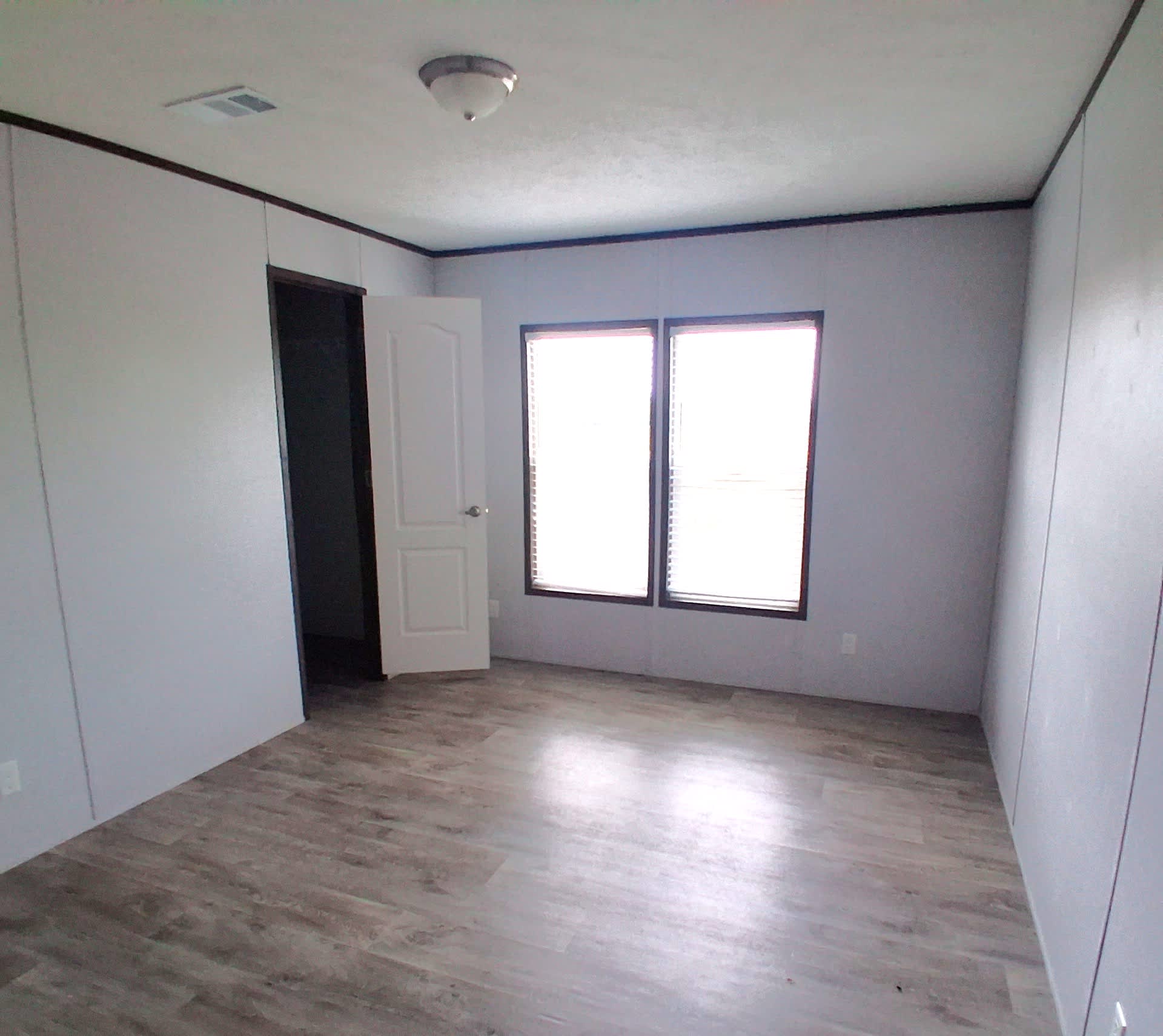 280 Private Road 5177 photo