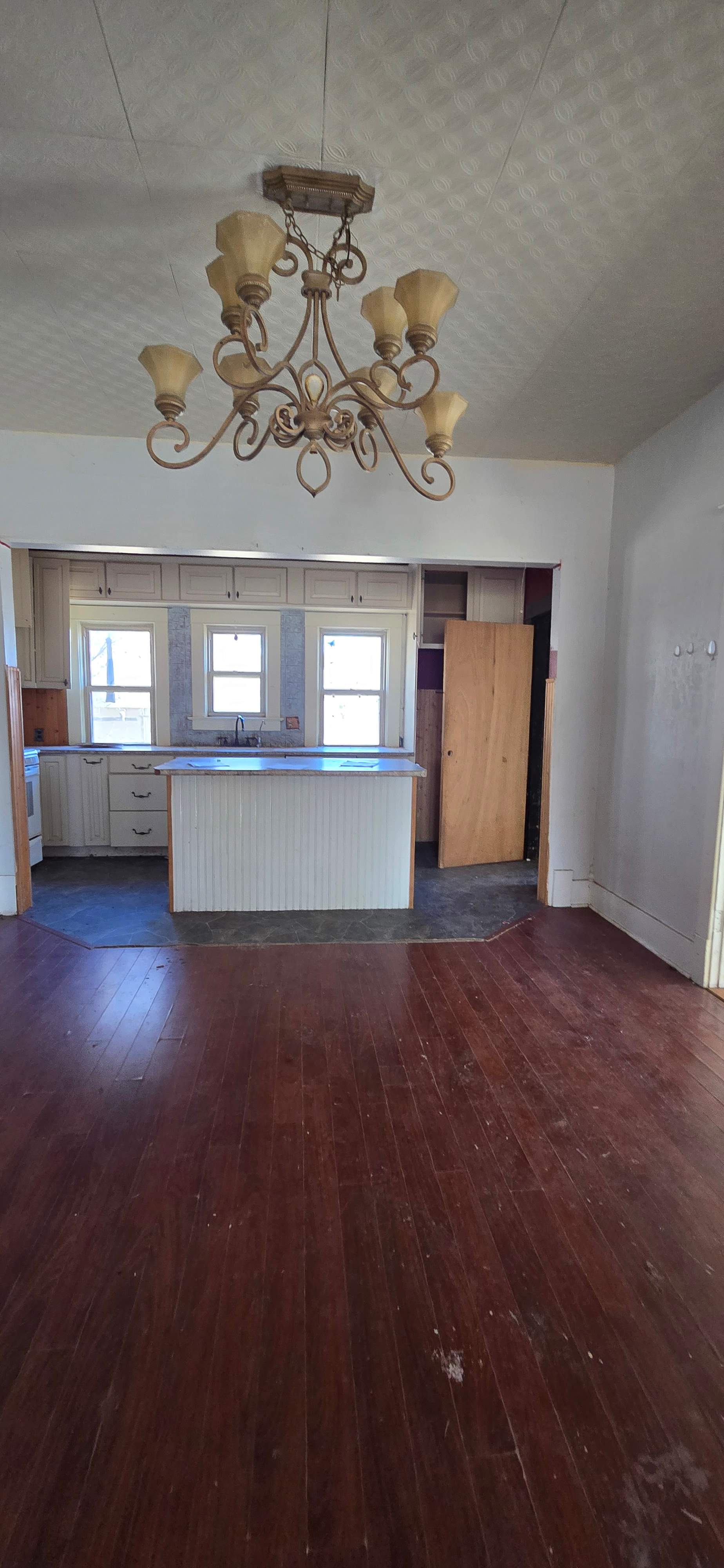 421 S Belford Ave photo