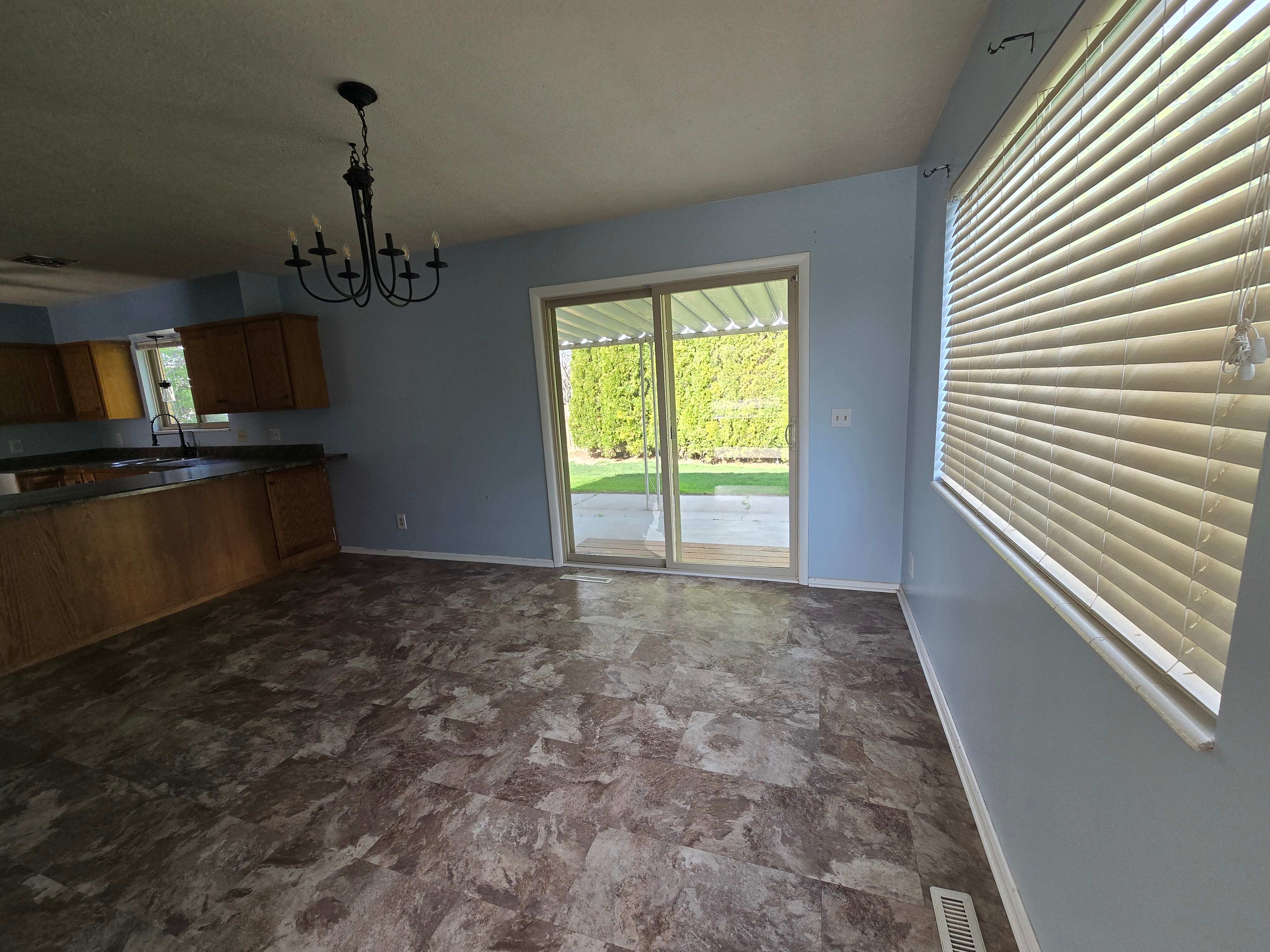 2863 Berkeley Ave photo