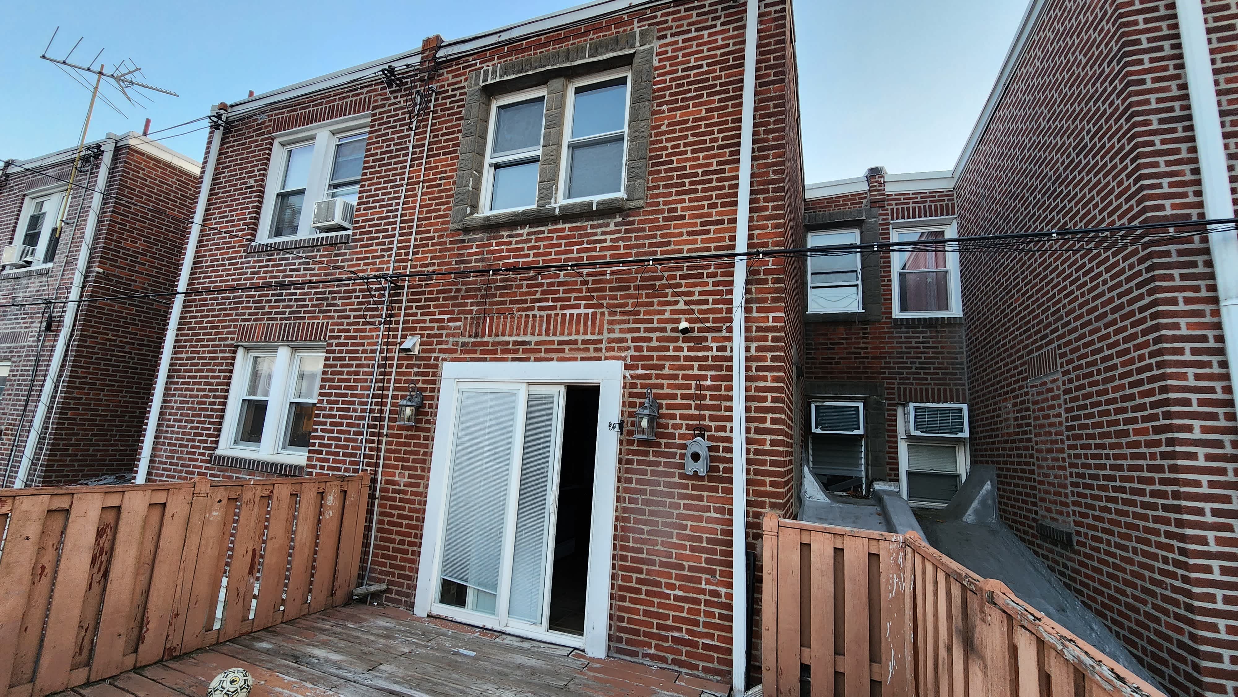 3411 Chippendale Ave photo