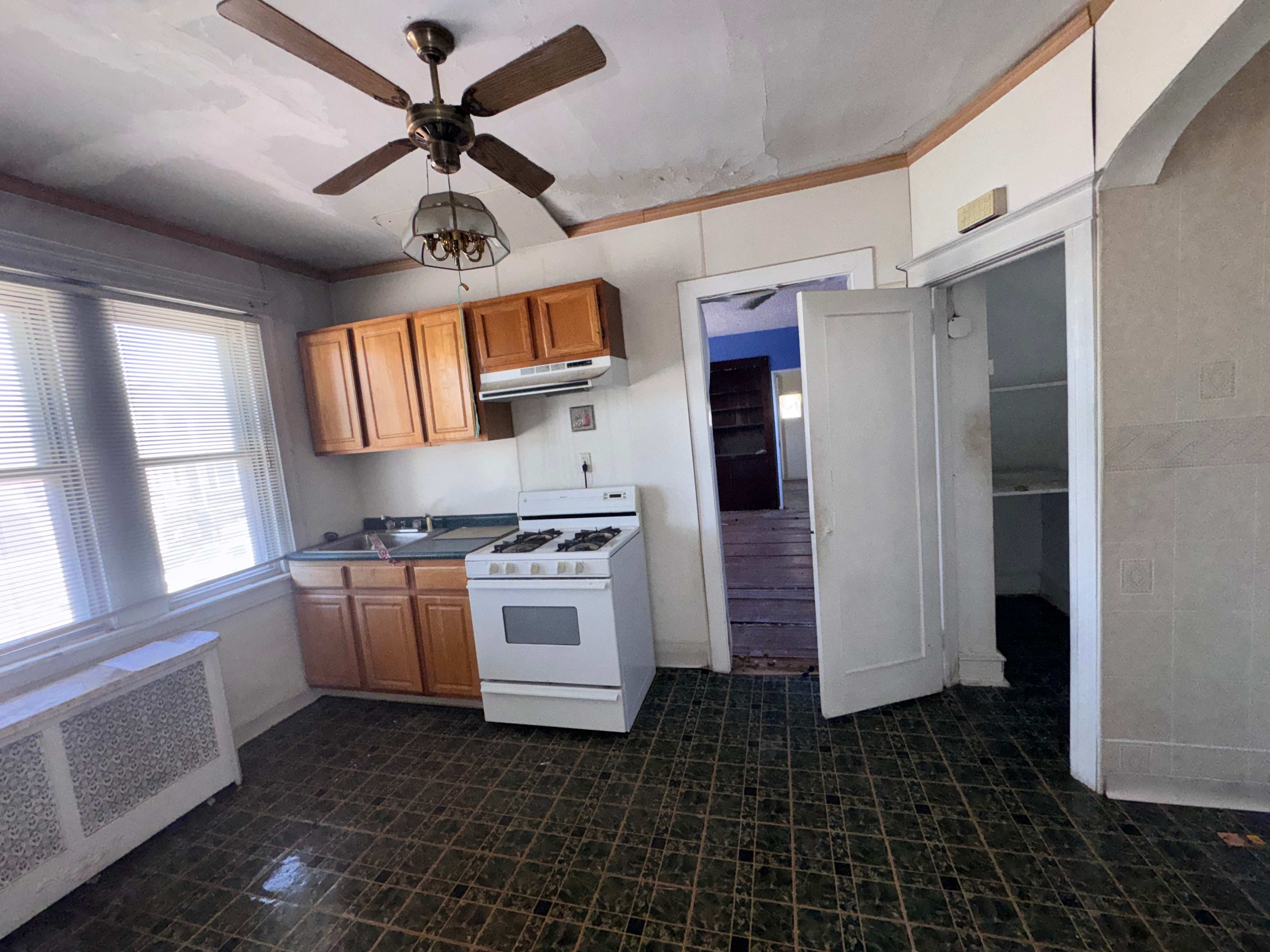 5490 Morse St photo