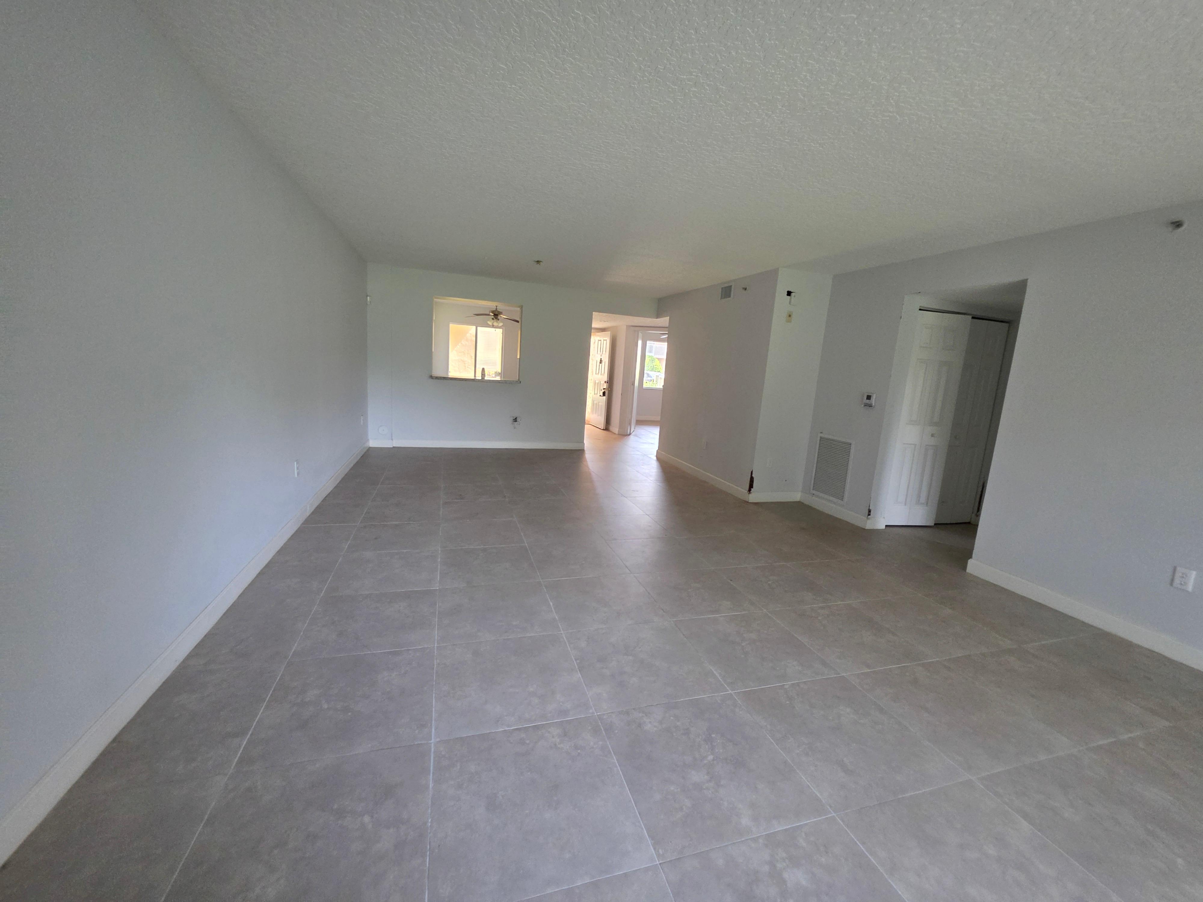 5951 Regal Glen Dr Apt 104 photo