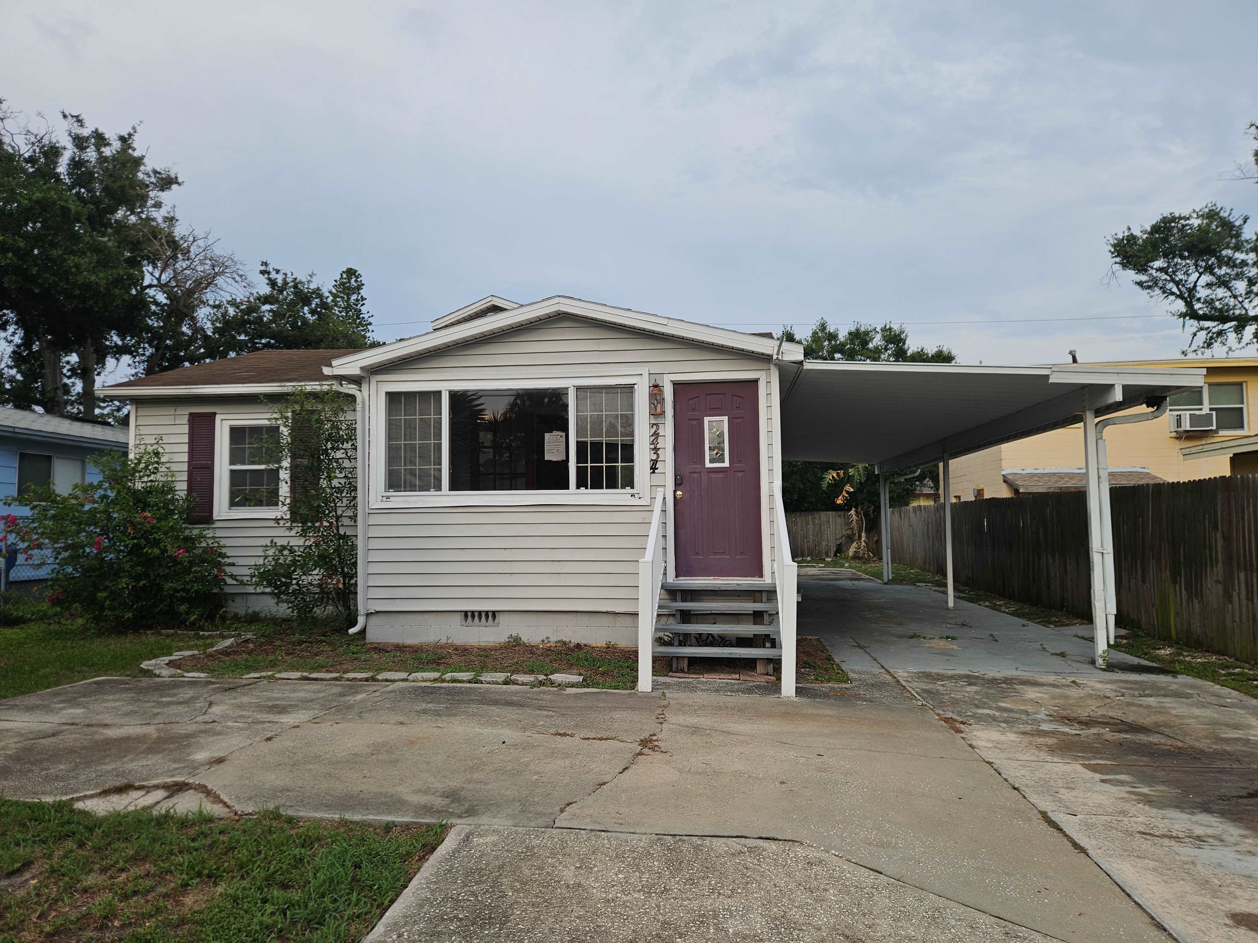 Photograph of 2434 S 37th Street, Saint Petersburg, FL 33711