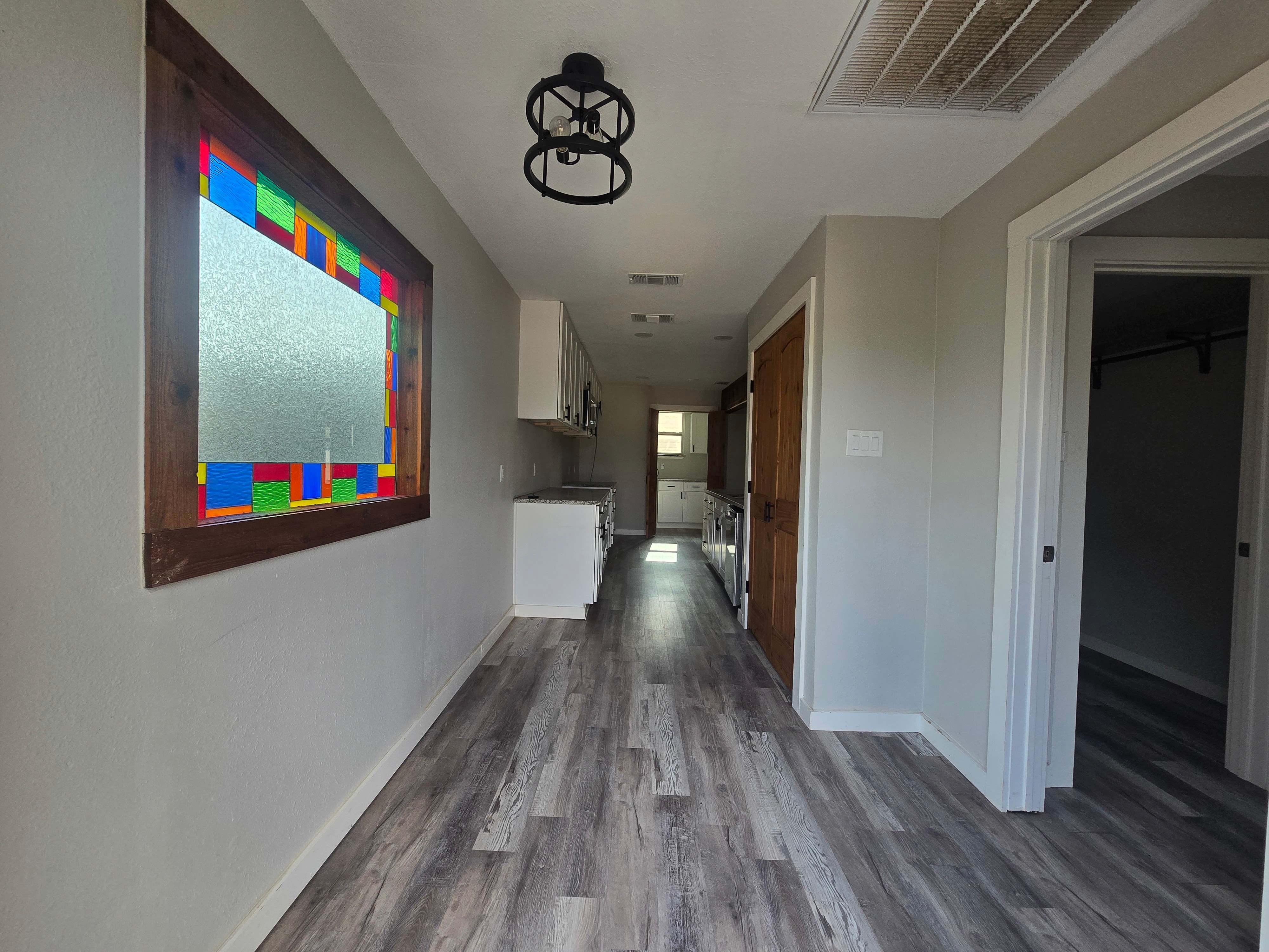 507 S Ostrom Ave photo