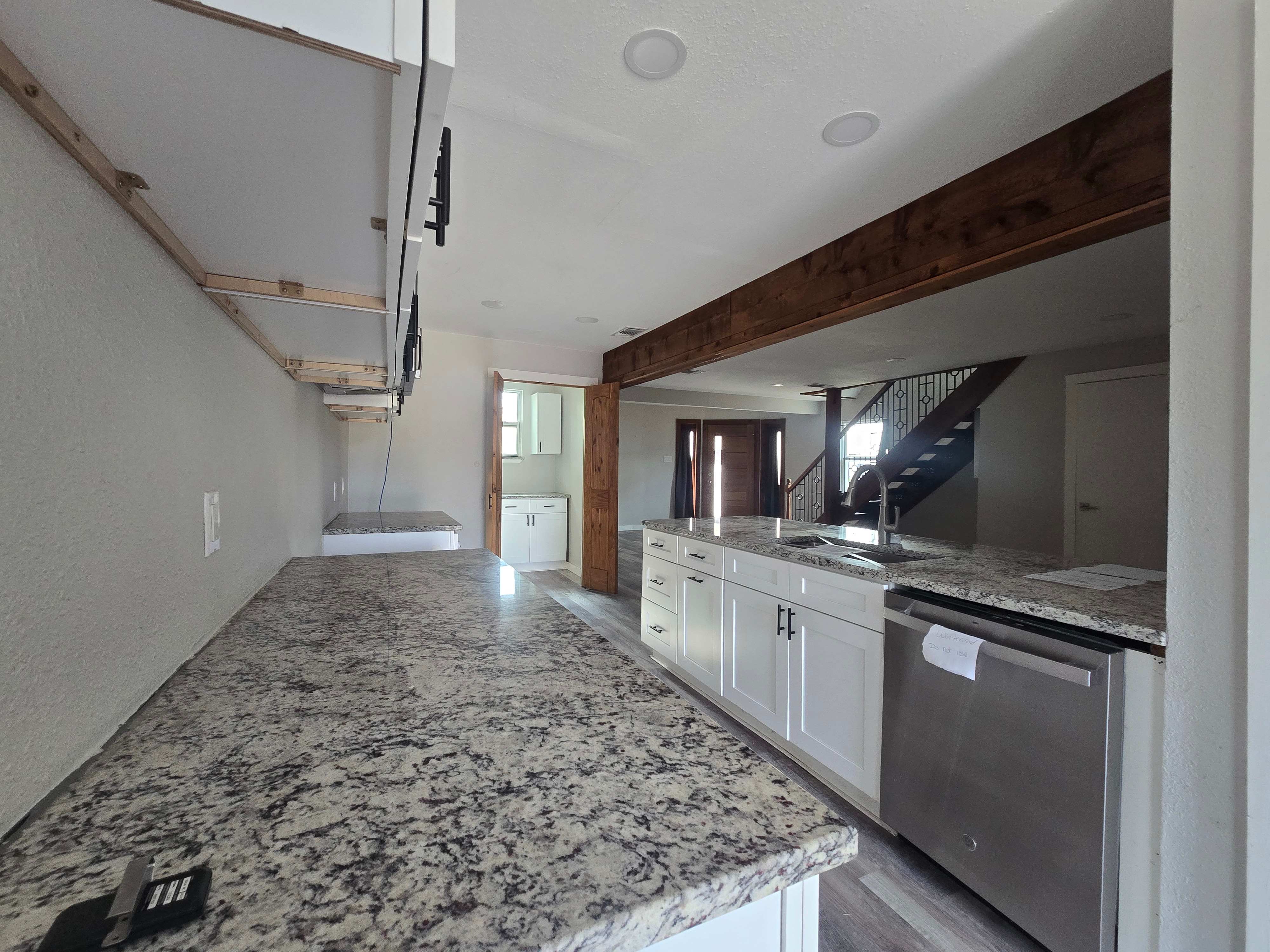 507 S Ostrom Ave photo