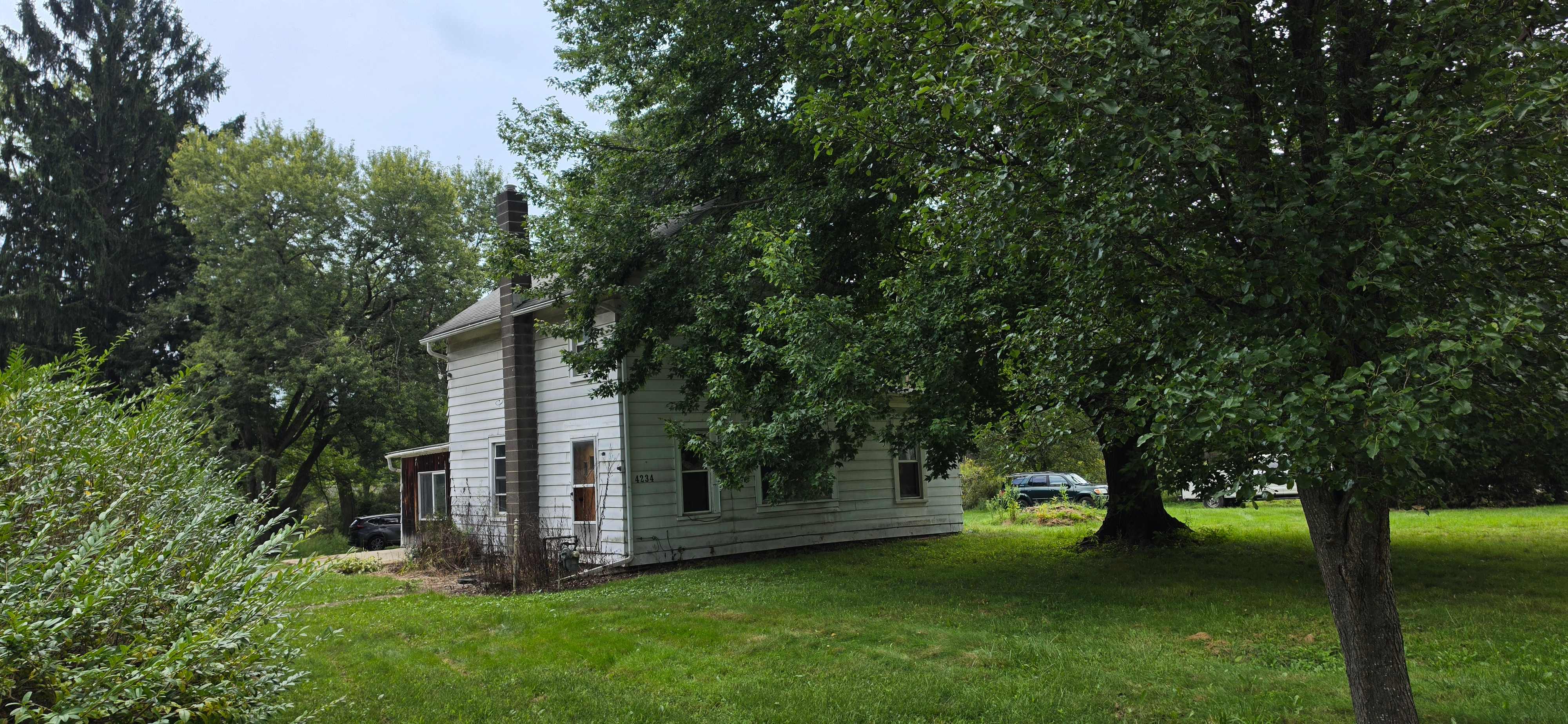 Photograph of 4234 Hayes Rd, Ravenna, OH 44266