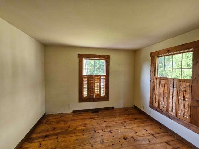 1215 River Rd photo