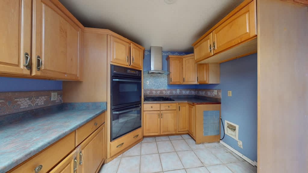 2045 Arlington Ave photo