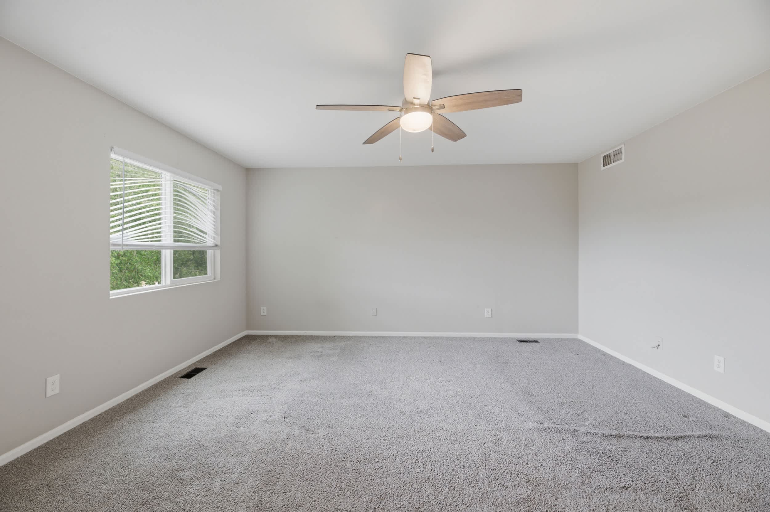 4839 Liverpool St photo