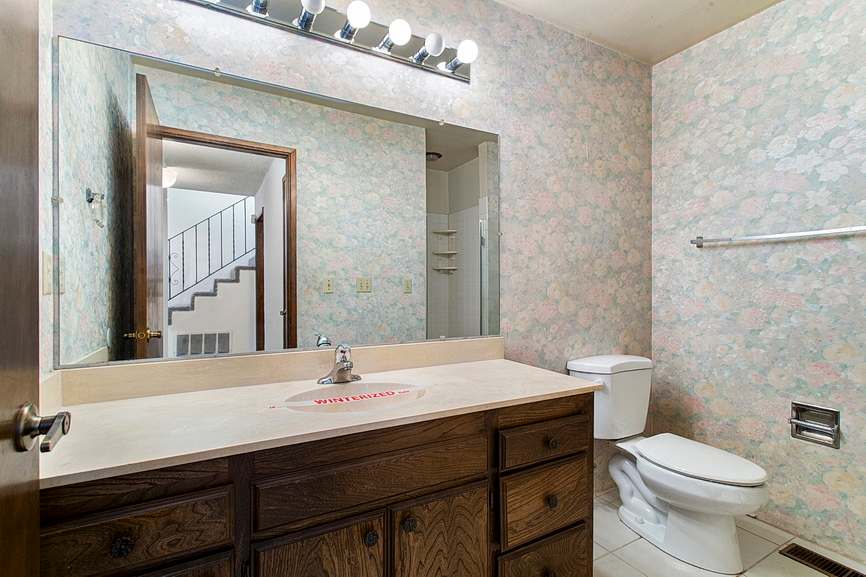 224 N Hayden Bay Dr photo