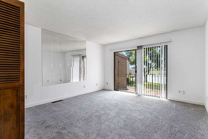 224 N Hayden Bay Dr photo