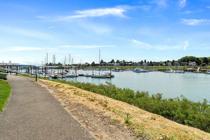 224 N Hayden Bay Dr photo
