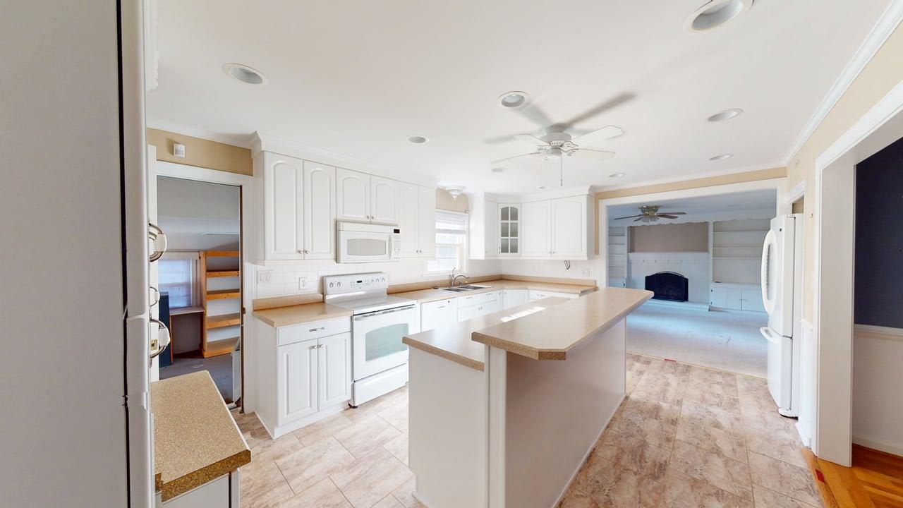 228 Falcon Dr photo
