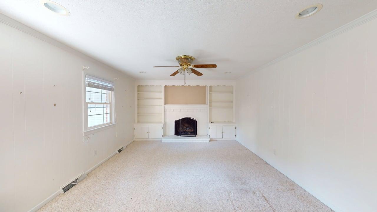 228 Falcon Dr photo