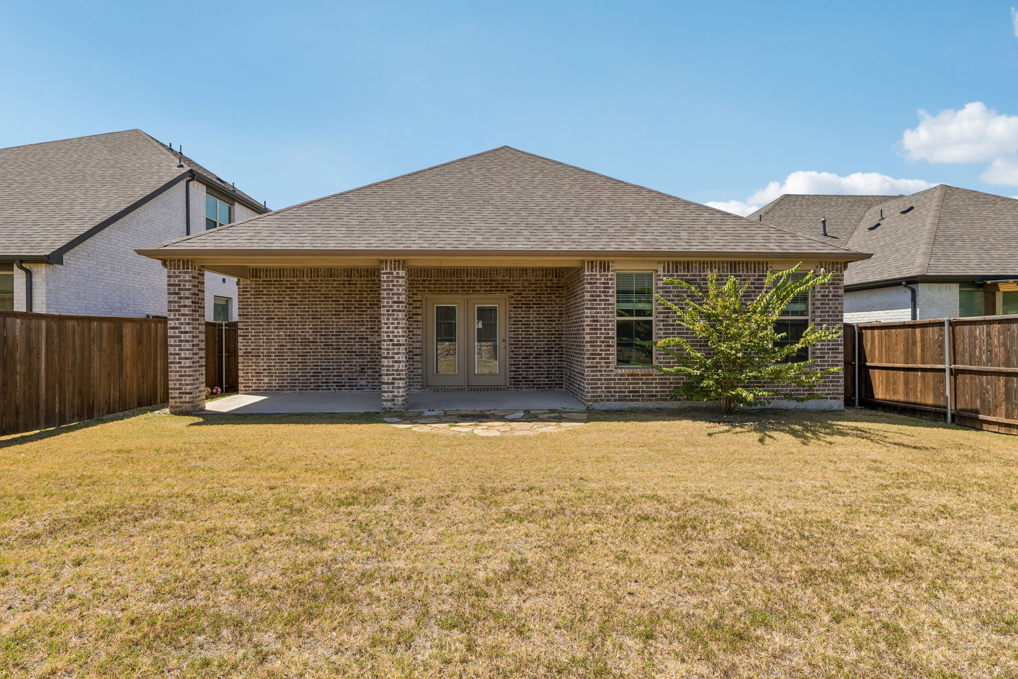 395 Waters Ridge Dr photo