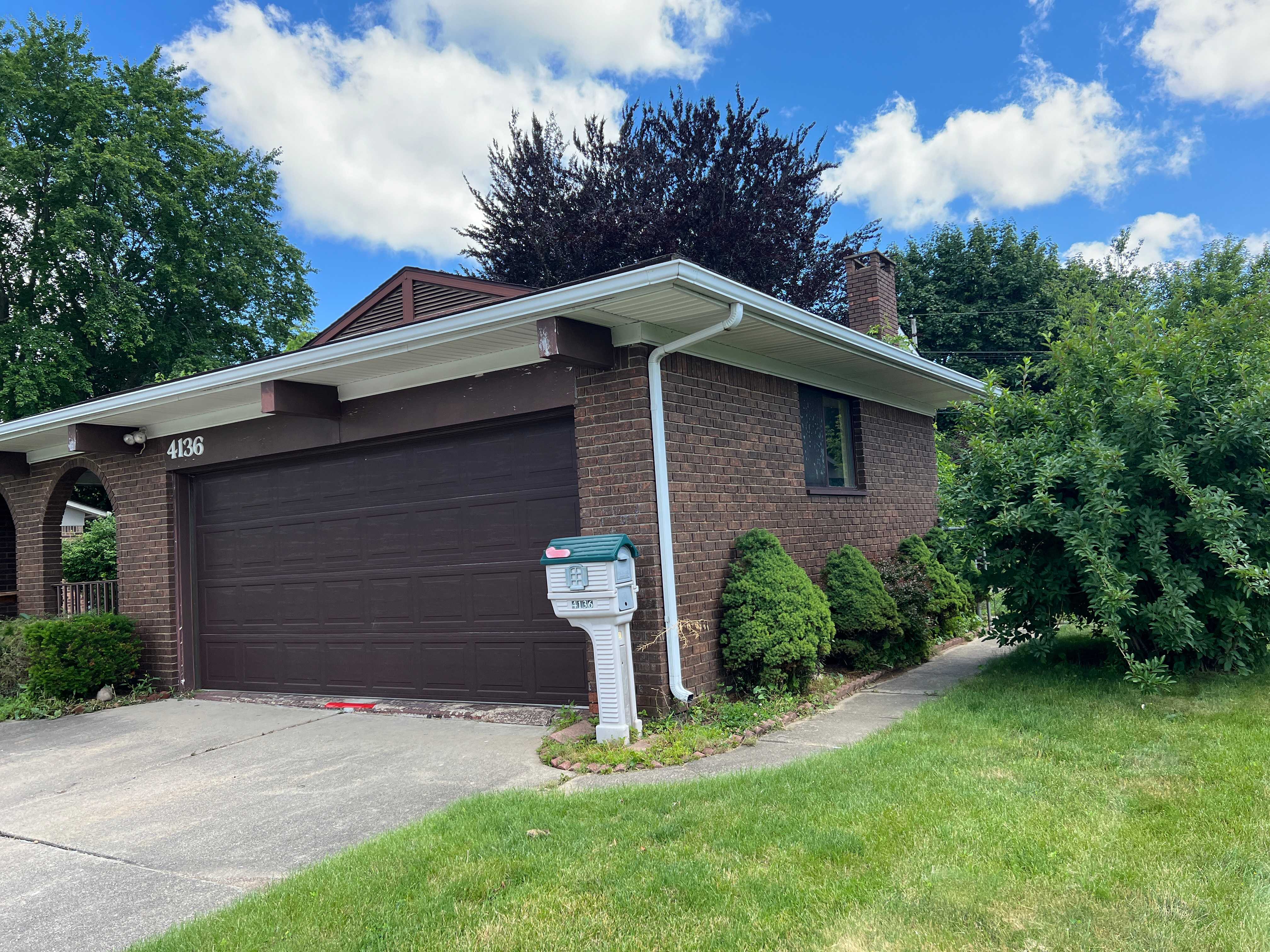 4136 Ironside Dr photo