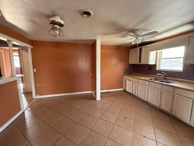 151 W Sheffield Ave photo