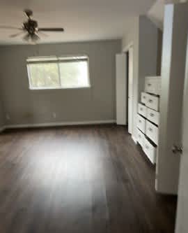 2 Woodcliff Dr photo