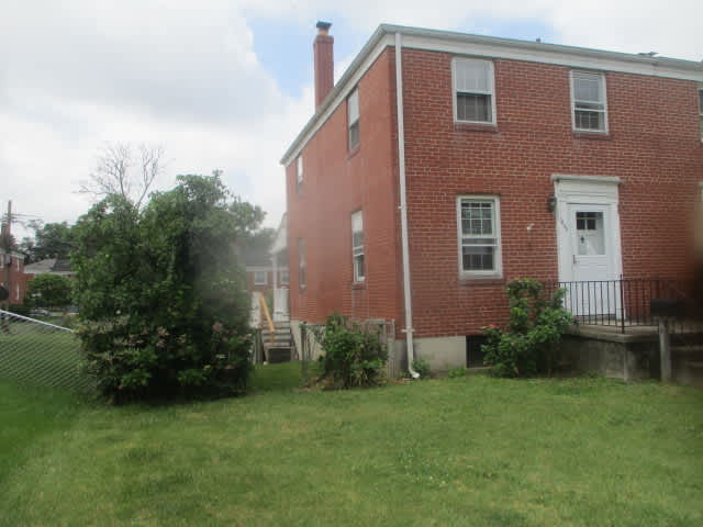 1833 Trenleigh Rd photo