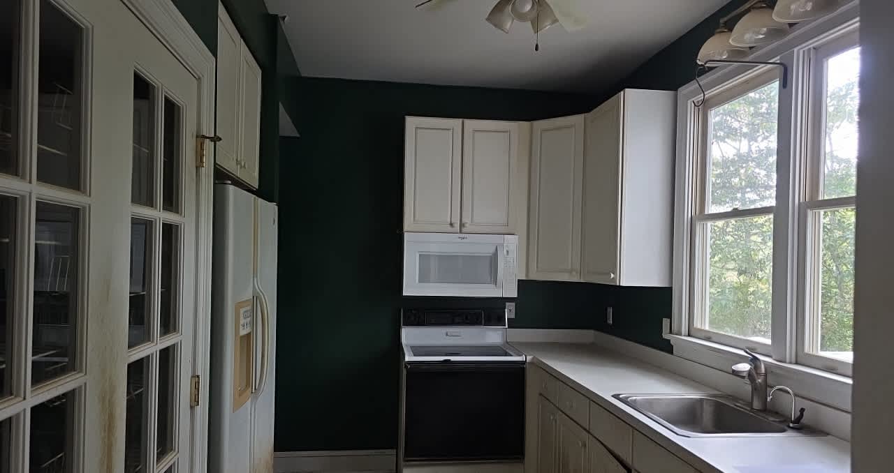 235 Oak Point Dr photo