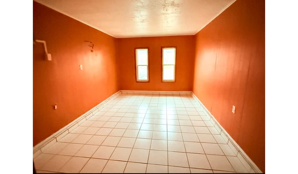 5012 Locust Ave photo