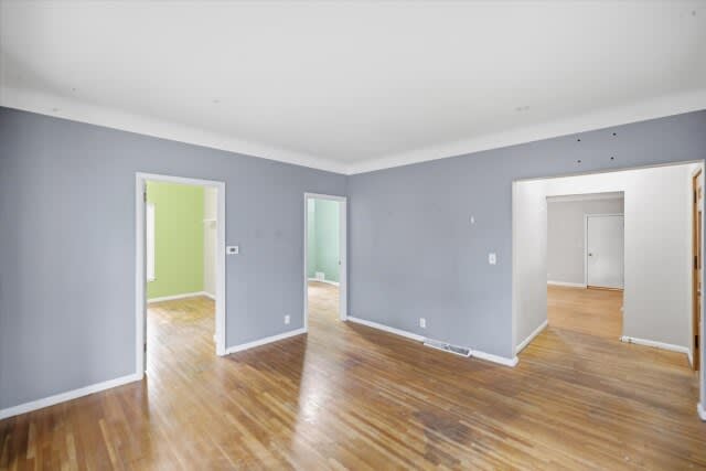 302 3rd St W photo
