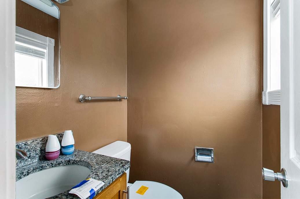 3025 Maple St photo