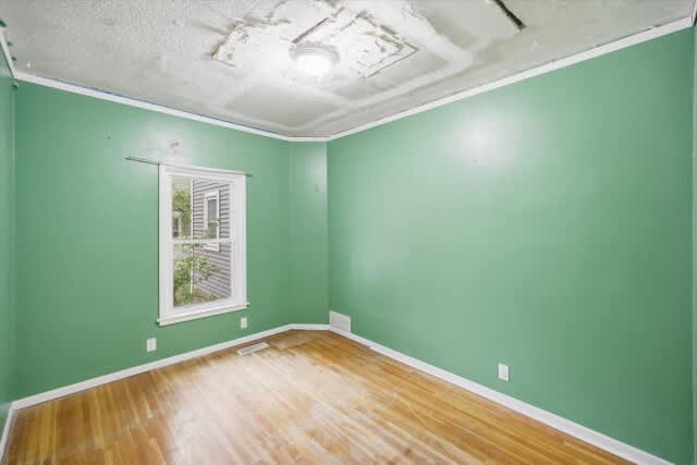 302 3rd St W photo