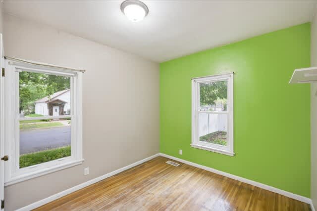 302 3rd St W photo