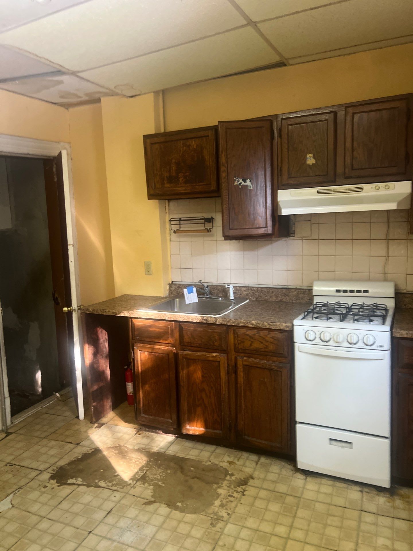 68 Hoover Ave photo