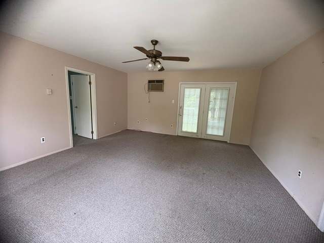 1459 Burleigh Ave photo