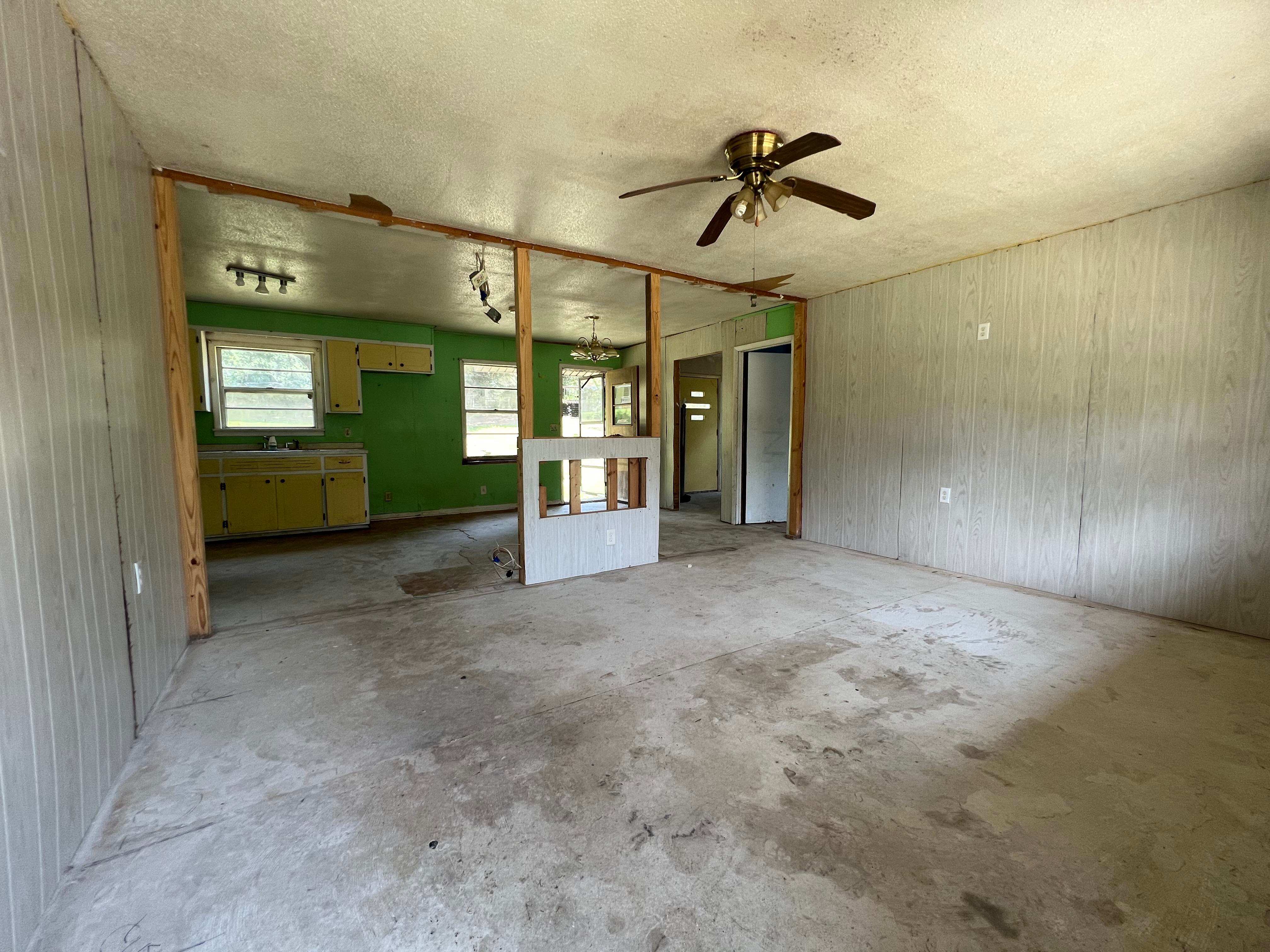 615 Woodham Circle photo