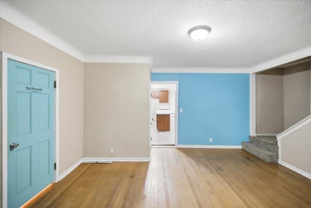 302 3rd St W photo
