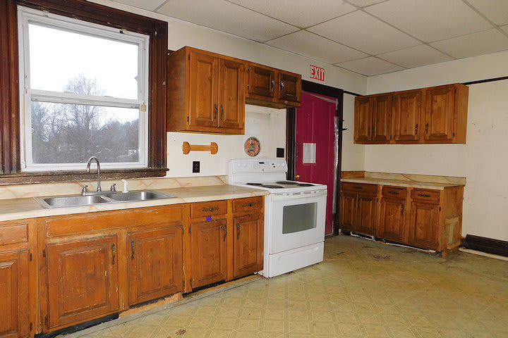853 Salt Point Tpke photo
