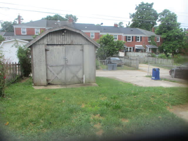 1833 Trenleigh Rd photo