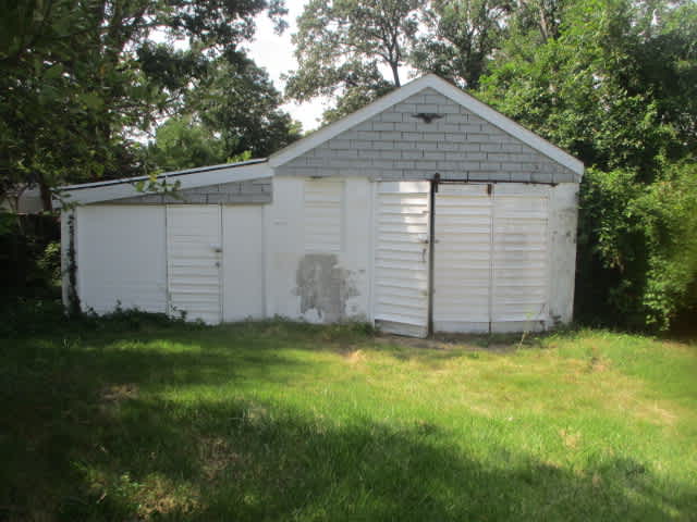 404 Maple NW photo