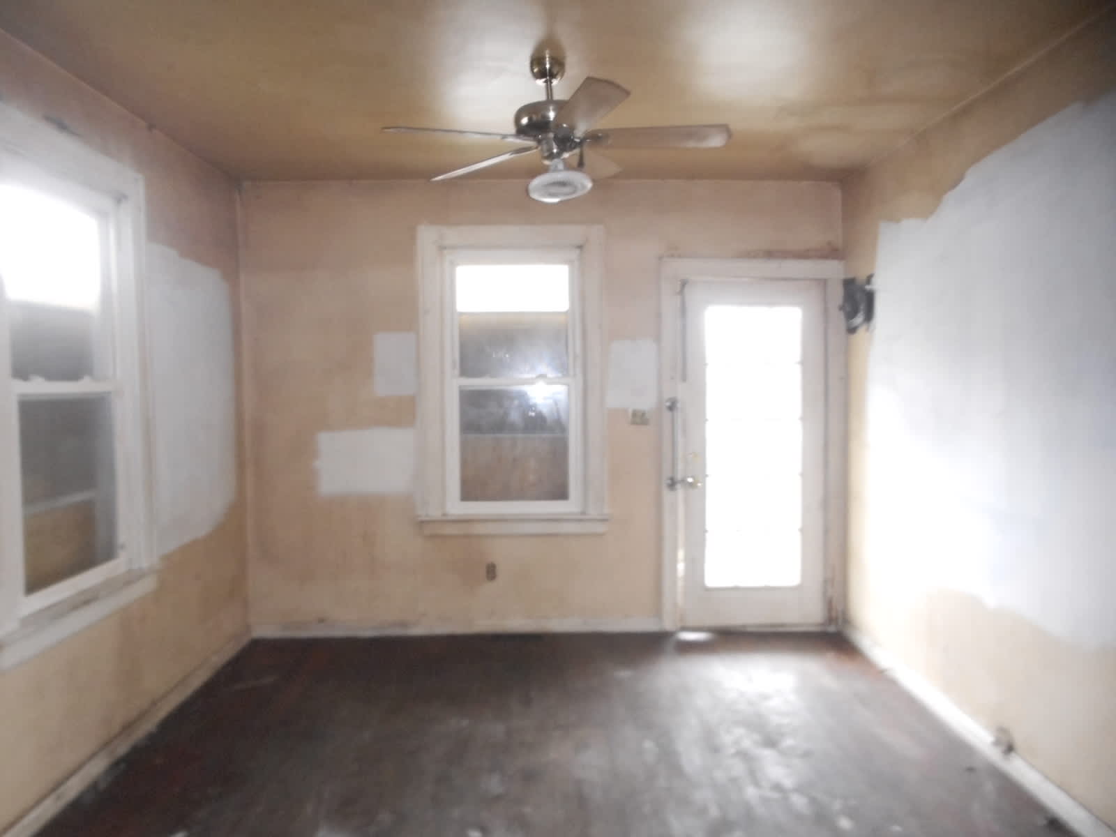 412 Fallert Ave photo