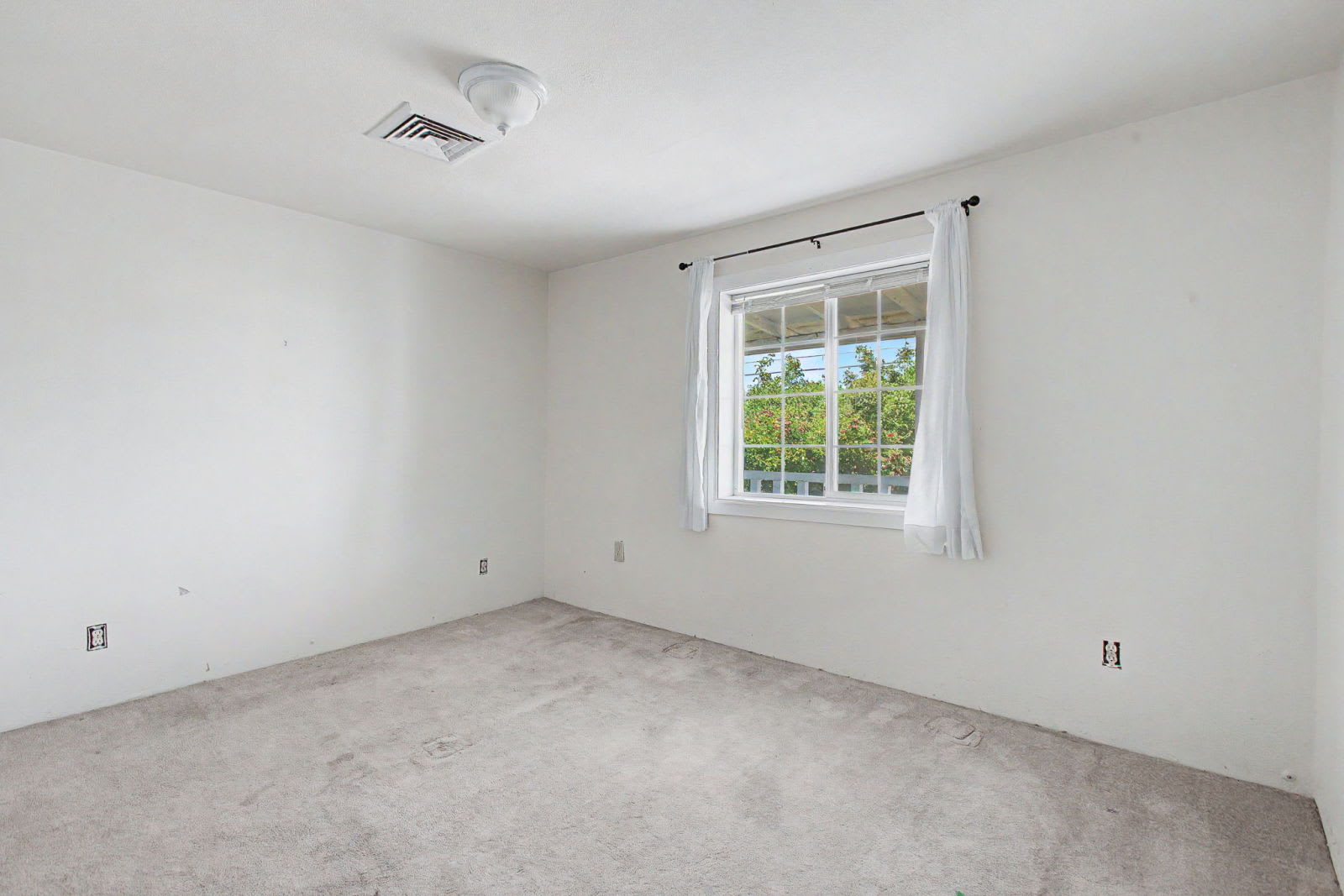 1428 Alder Ave photo
