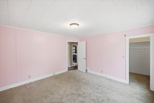 302 3rd St W photo
